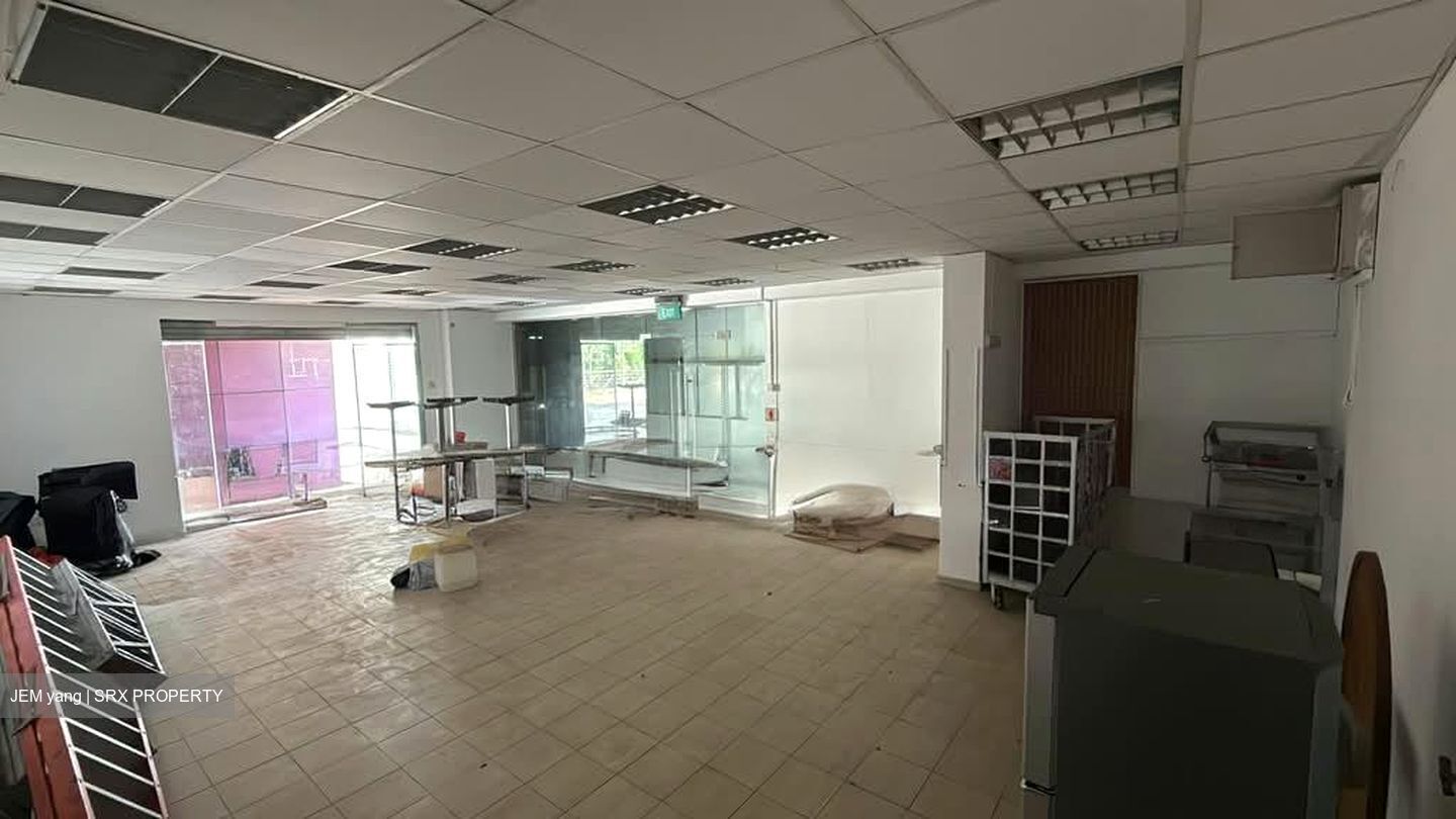 Tuas South Street 5 (D22), Shop House #569190081